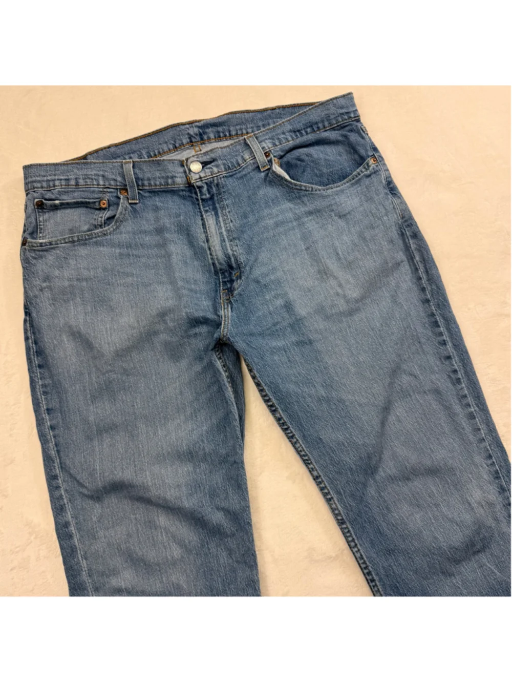 Men's Levi's 559 38x32 Relaxed Straight Fit Jeans Medium Wash